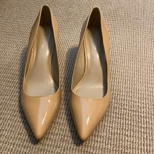 Ann Taylor nude heels